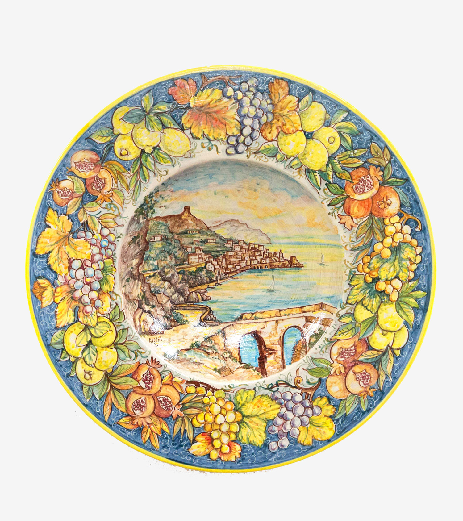 CAPPELLO DEL PRETE per piatto murale di maiolica dipinto a mano